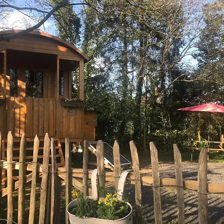 Relax In The Unique And Cosy Off-grid Eco Shepherd's Hut Between Heaven And Earth *